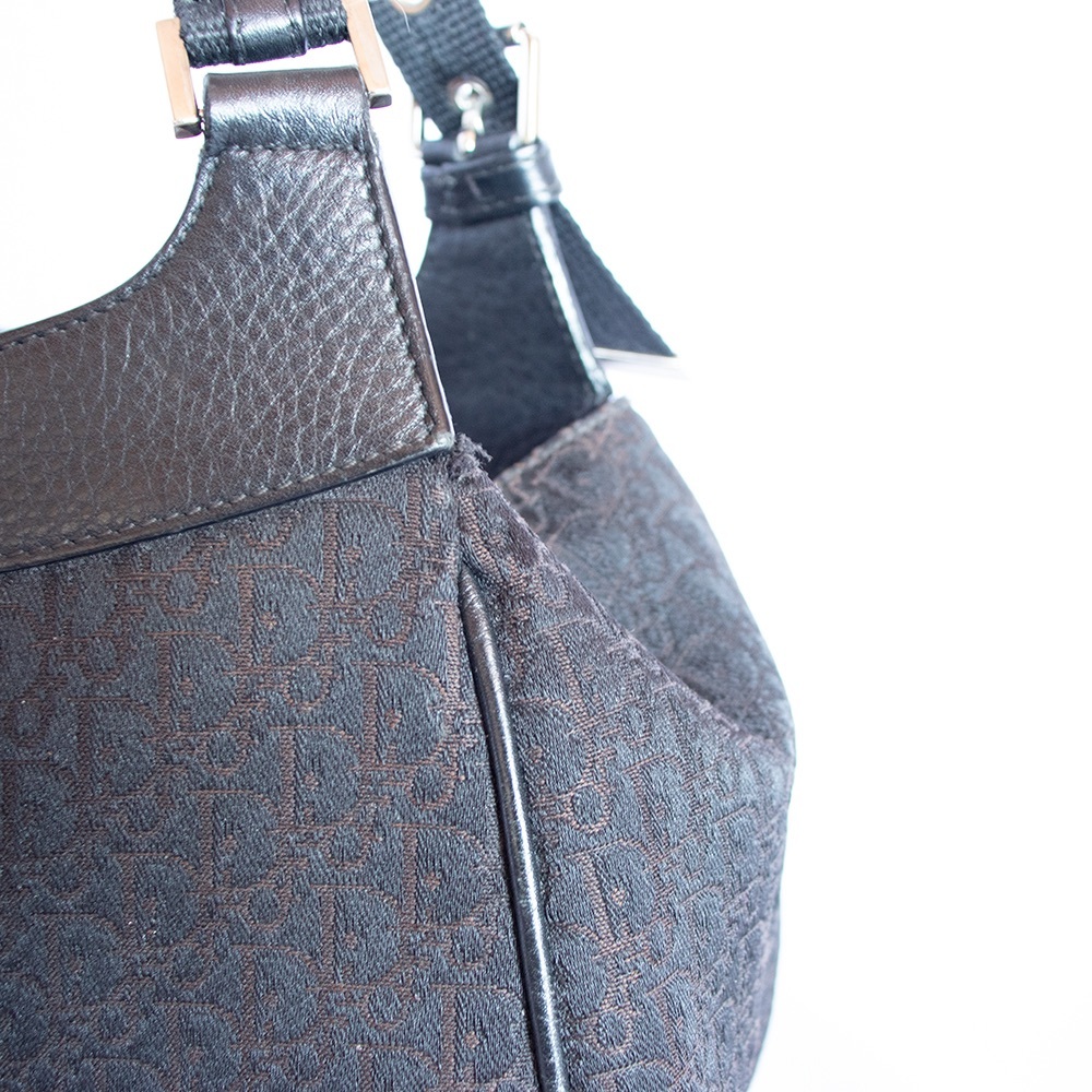 Don’t buy. - Picture 10 of 16